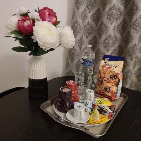 Appartement Tout Equipe Au Calme - Refkl Montfermeil Eksteriør bilde
